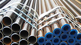 What are the requirements for stainless steel fluid pipes